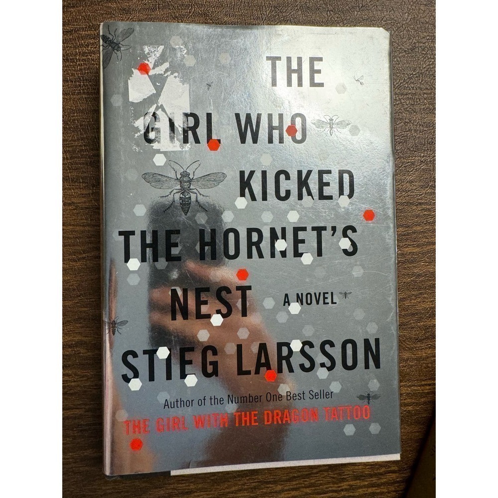 The Girl Who Kicked the Hornet's Nest (Millennium Trilogy) Hardcover